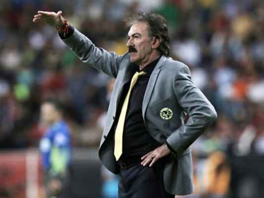 Ricardo La Volpe celebra seguir invicto;