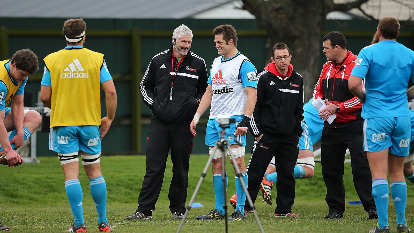 CRUSADERS, POR EL T�TULO