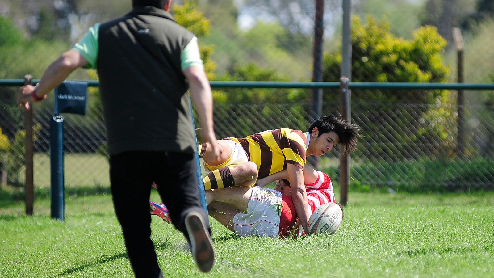 CHICOS CON INQUIETUDES