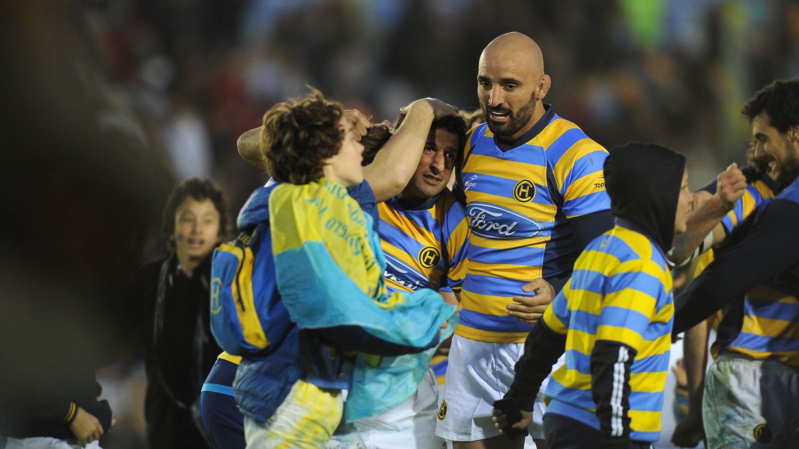 LA ALEGR�A ES SOLO NUESTRA