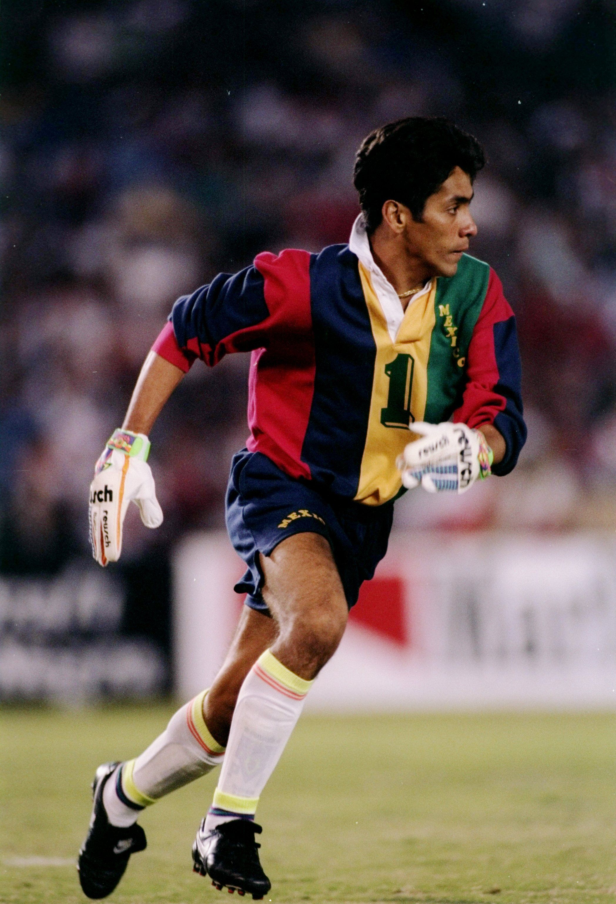 Uniformes de Jorge Campos