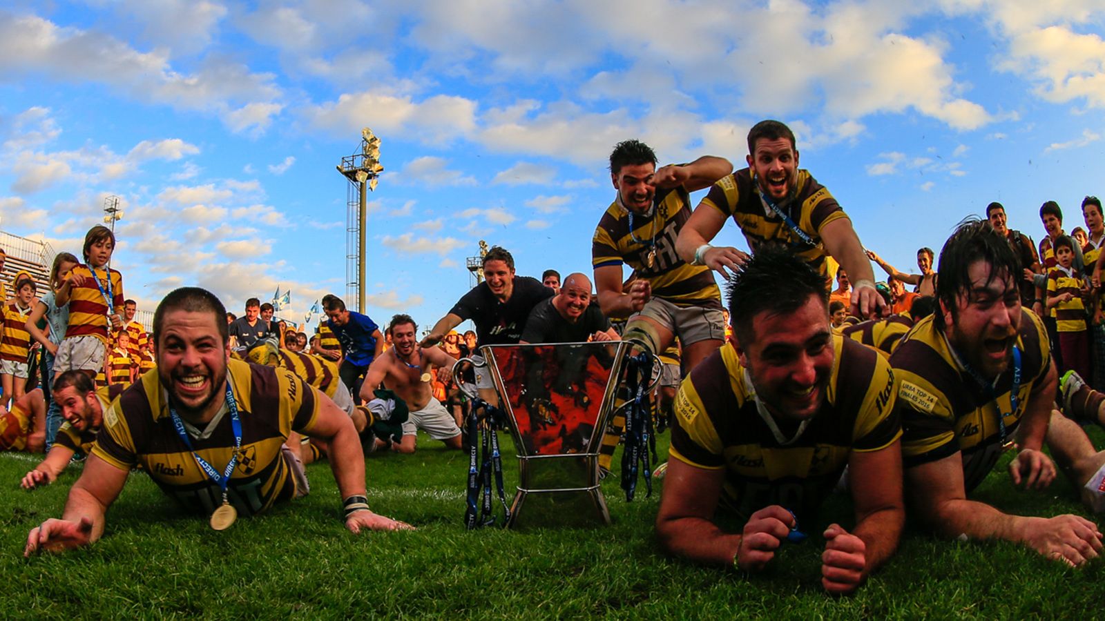 Y LA CATEDRAL FUE MARRN