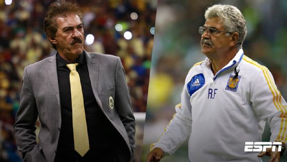 Final de contrastes en los banquillos