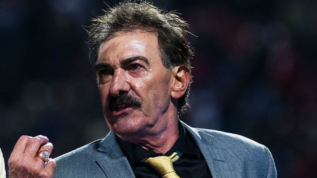 La Volpe pide que le recomienden como qué equipo jugar