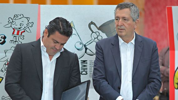 Jorge Vergara candidatea estadio Chivas para eliminatorias