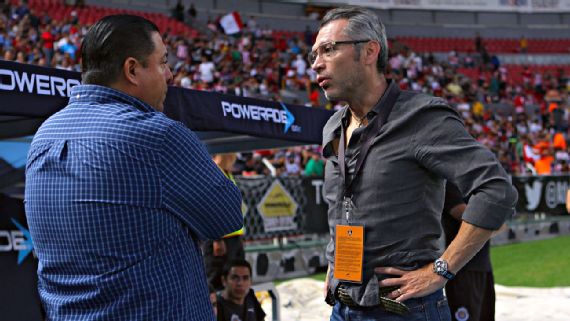 José Luis Higuera podrá operar 15 años gratis el 