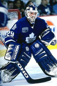 nhl_g_potvints_200.jpg