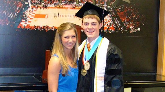 Pat Summitt's son really loves his players, doesn't pull out