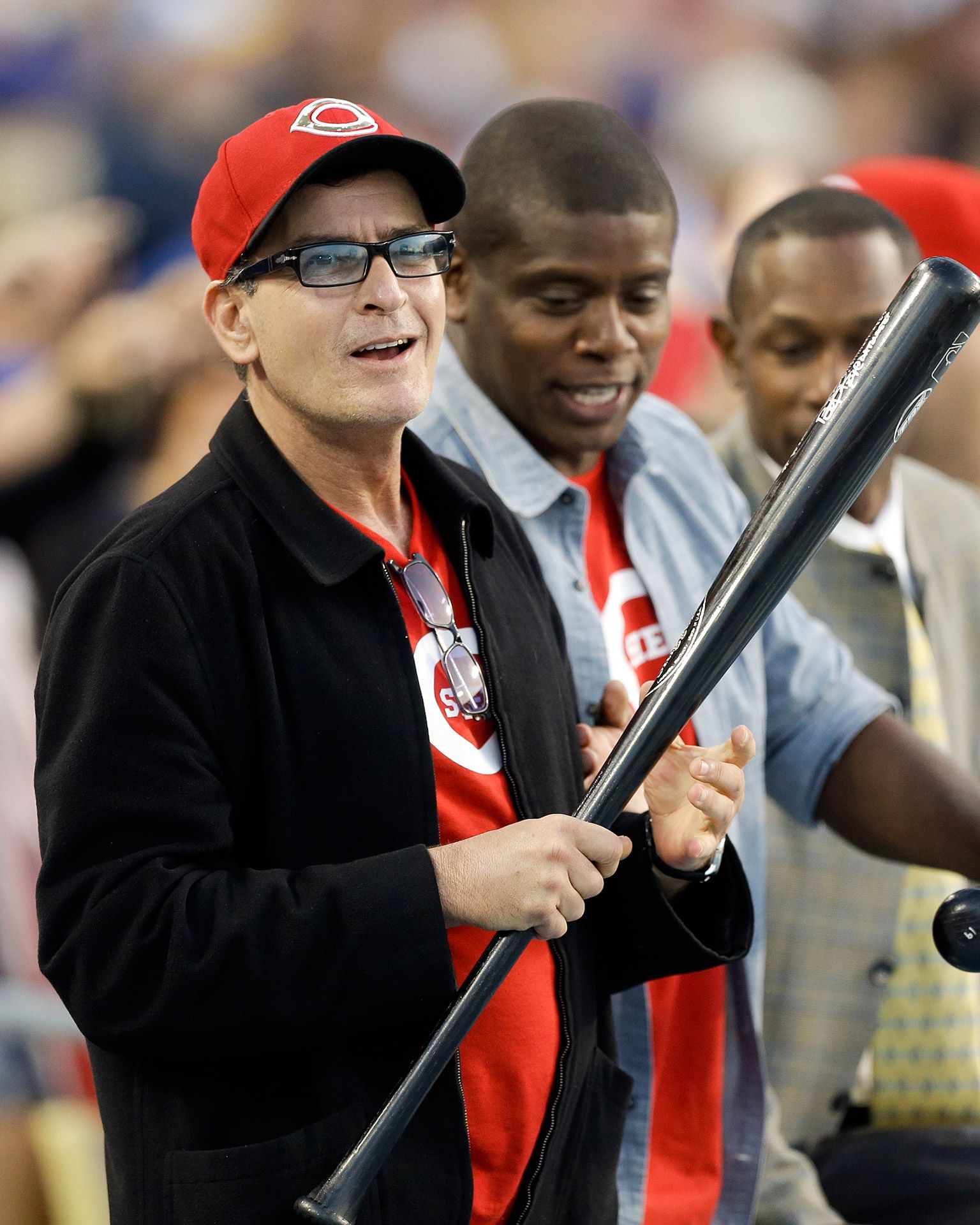 Charlie Sheen quiere lanzar en Serie Mundial - ESPN Deportes