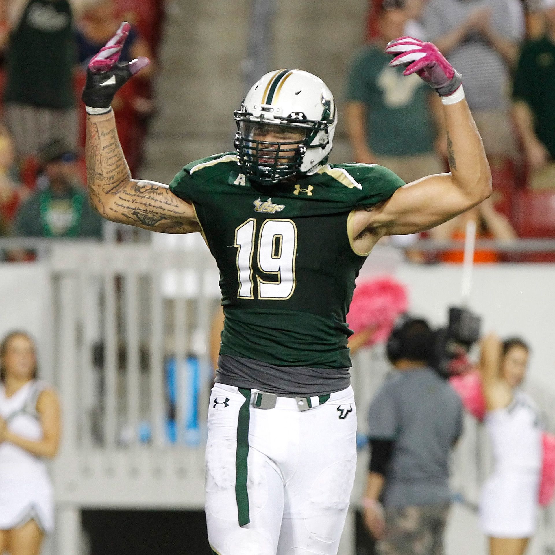 DE Aaron Lynch of South Florida Bulls declares for NFL draft