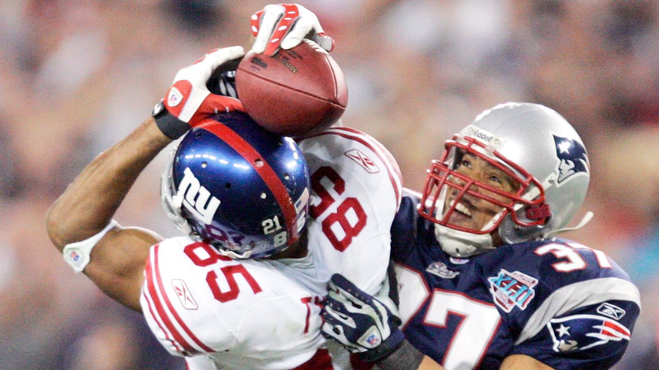 Manning brothers keep Patriots' dynasty in check