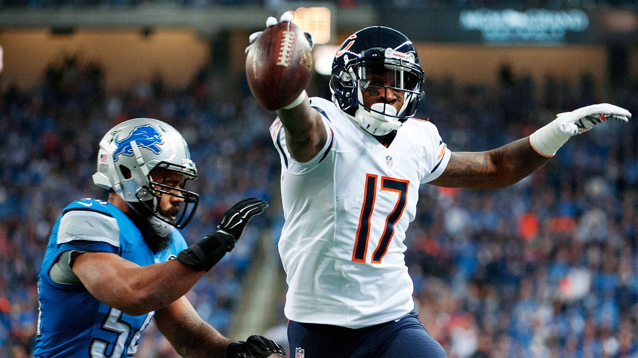 WR Jeffery receives franchise tag from Bears