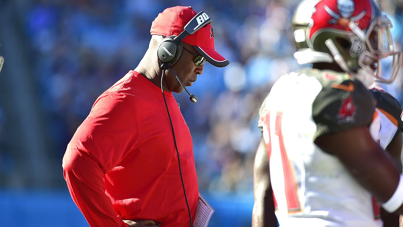 Lovie Smith doomed by performance of defense