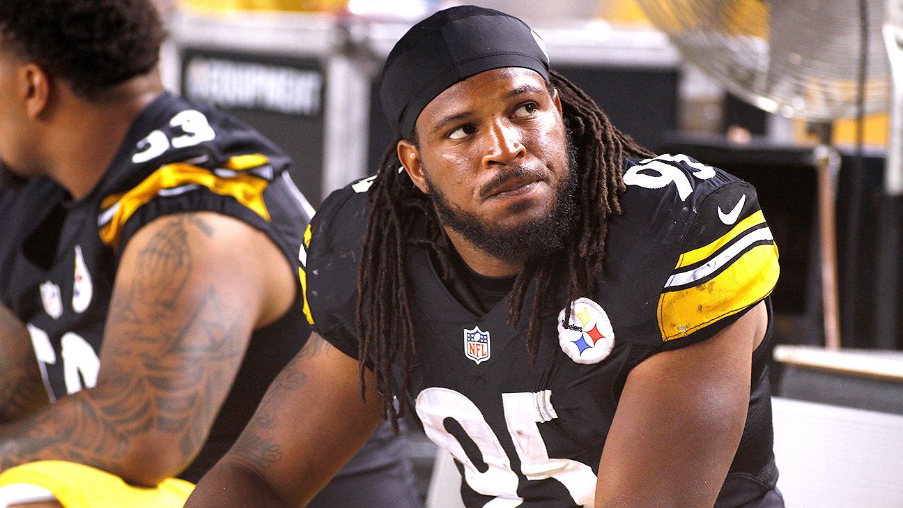 Source: Steelers turn down option on LB Jones