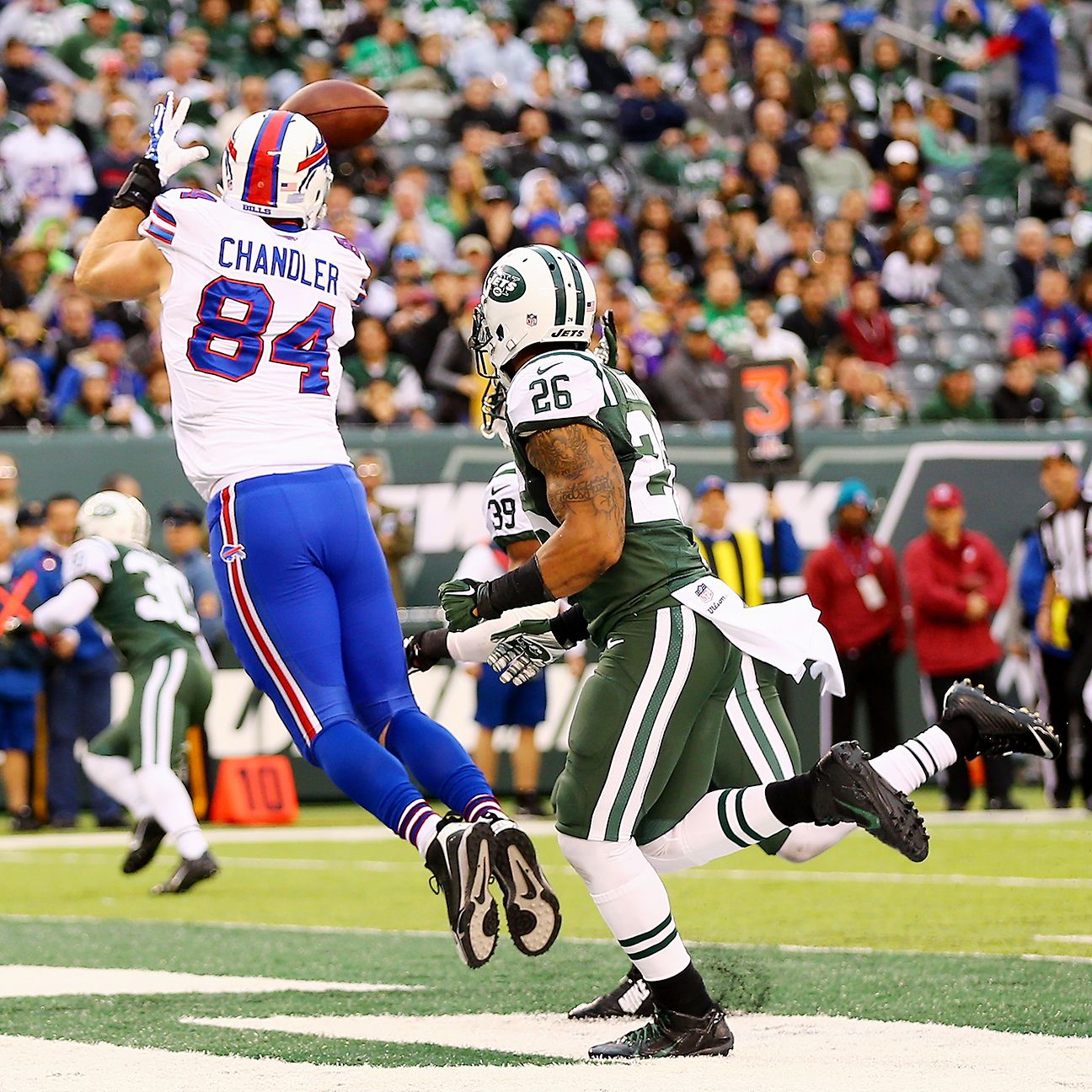 TE Scott Chandler making strong first impression on New England