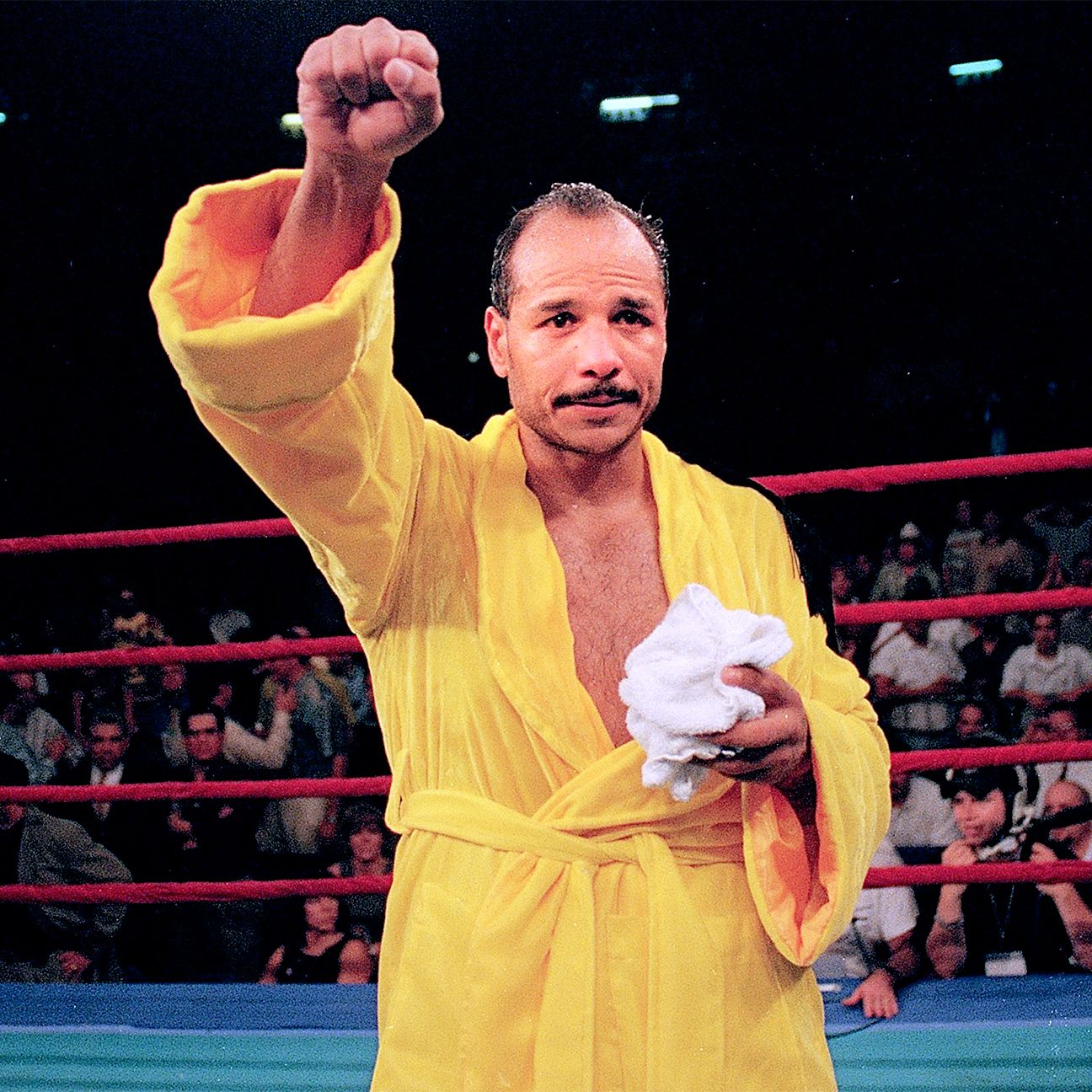 Tony Ayala Jr., boxer who served 2 prison terms, dead at 52