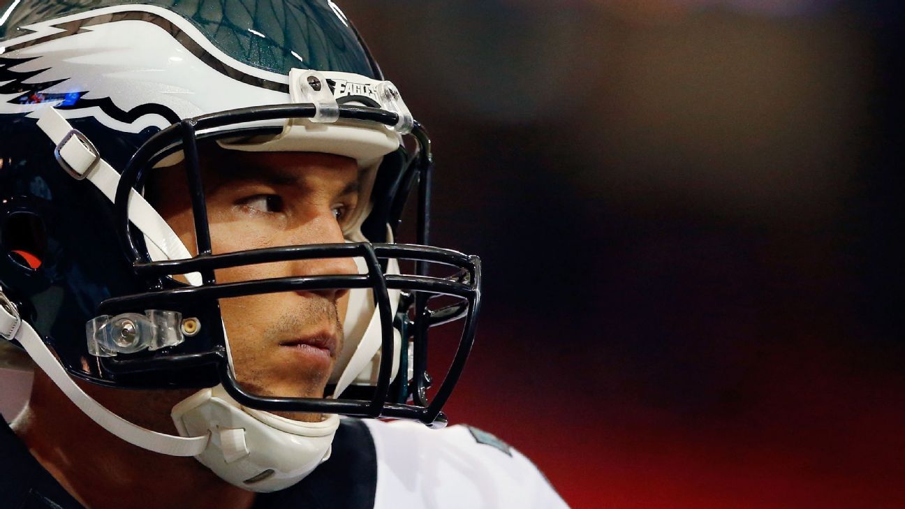 Agent: Bradford demanding trade from Eagles