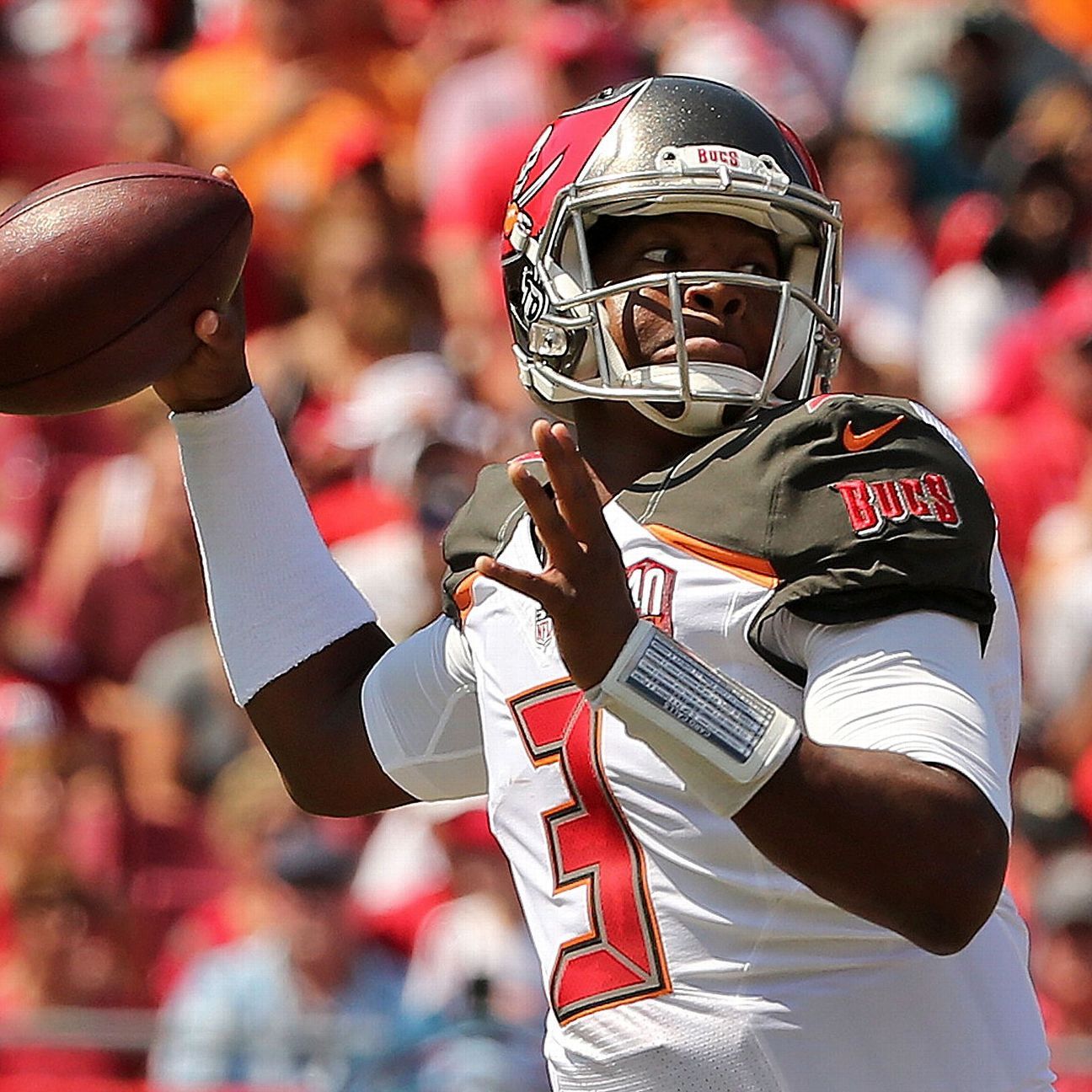 Jameis Winston returns to Florida State with Bucs on a bye