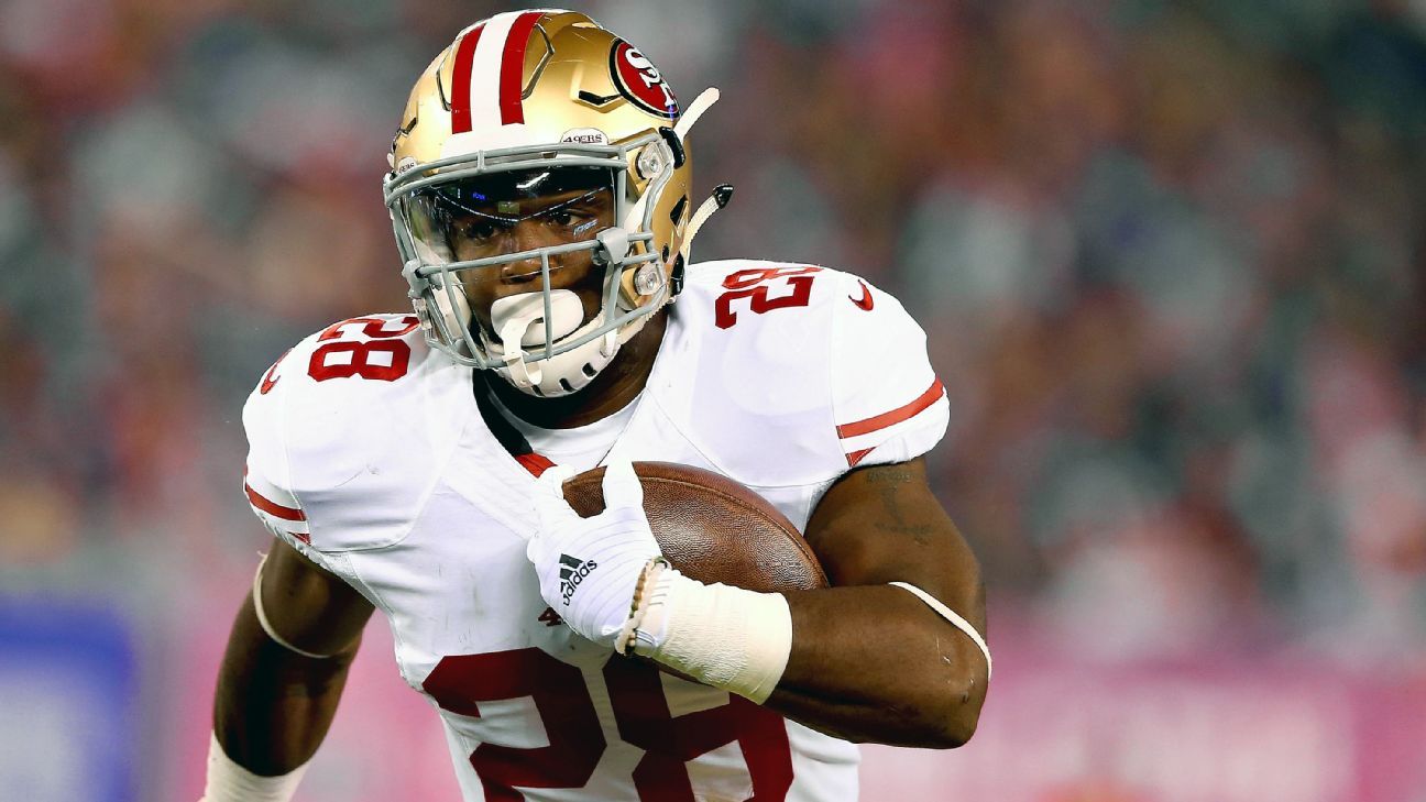 49ers RB Hyde out with stress fracture in foot