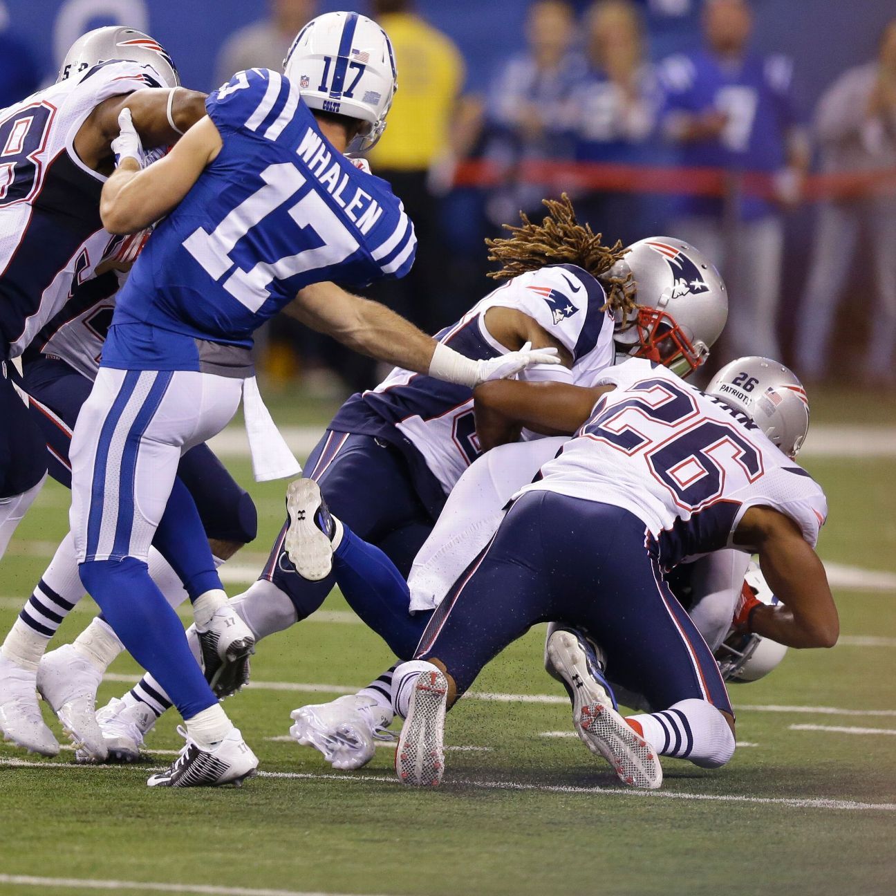University of Maine shows Colts how to run trick play