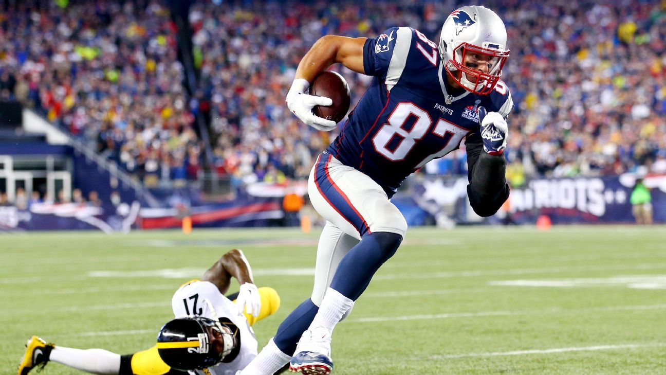 From the Mag: How Gronk Is Crushing D's