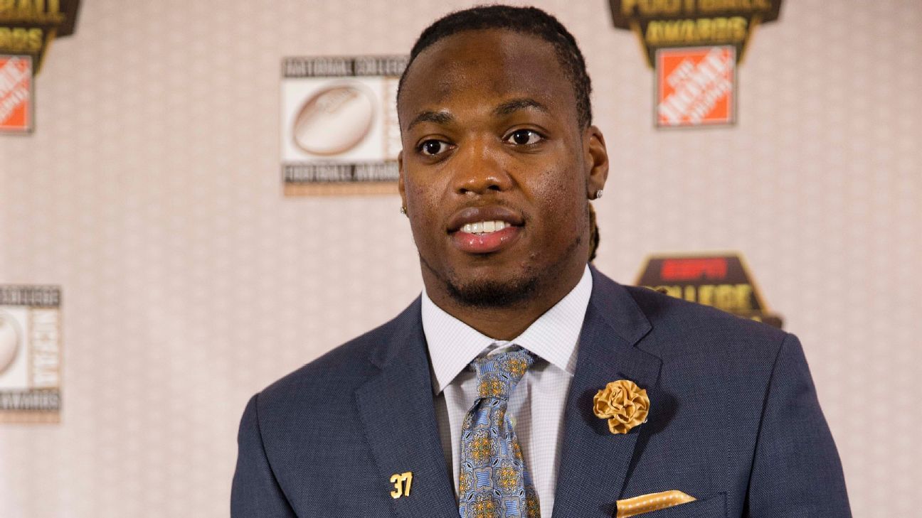 Derrick Henry of Alabama Crimson Tide wins Heisman Trophy