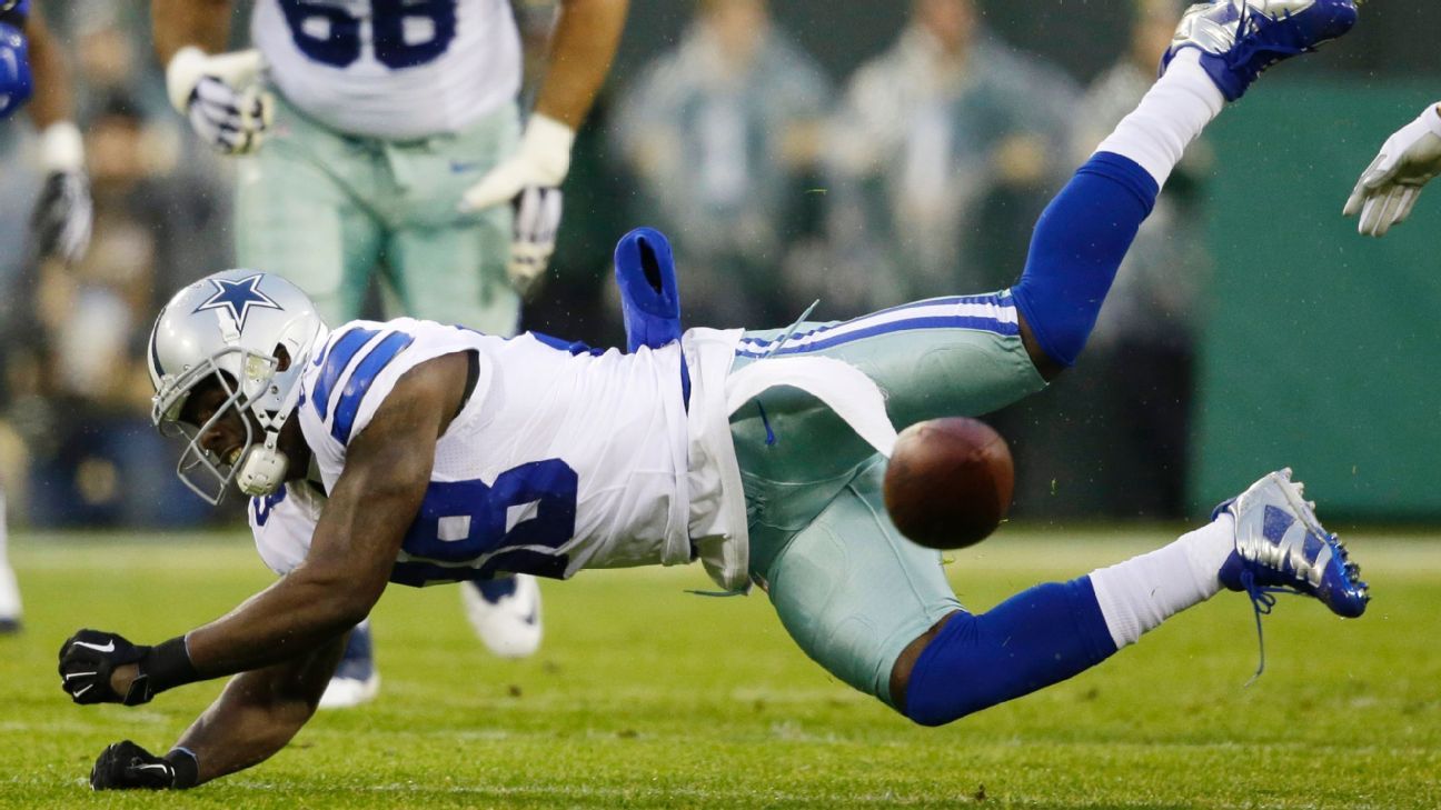 Cowboys shut down Bryant, to have surgery