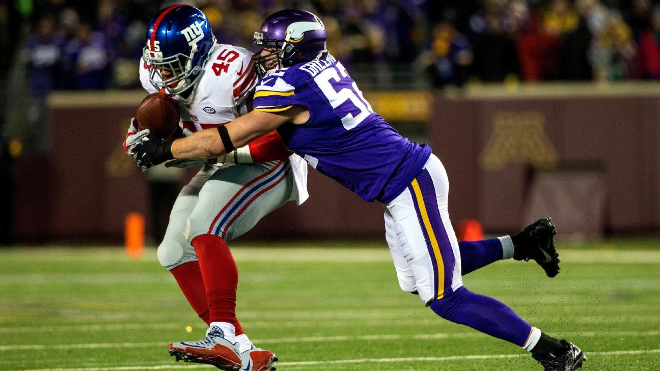 Vikings' Zimmer wants LB Greenway back