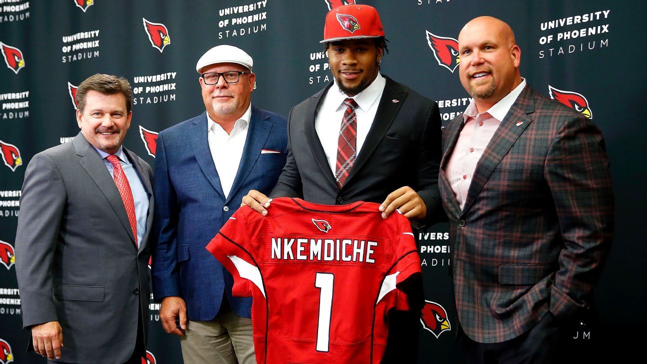 Robert Nkemdiche marches to beat of his own drum, like his new coach