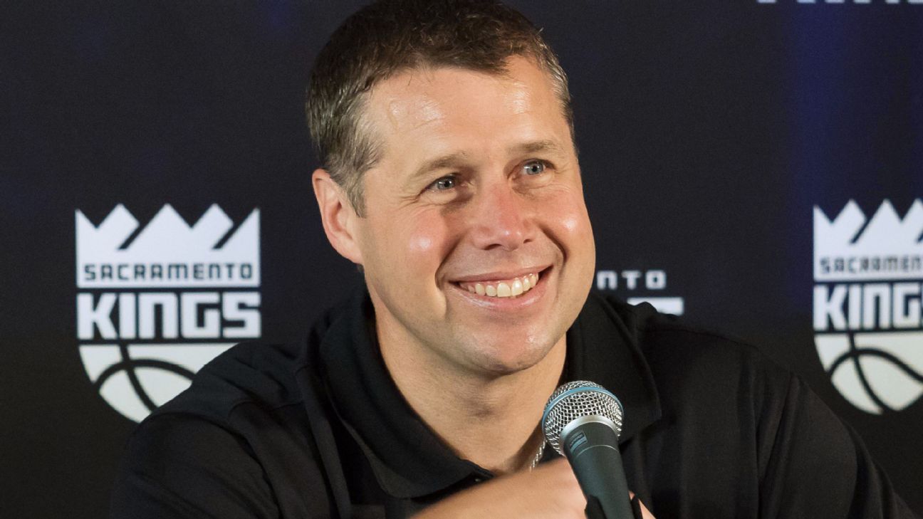 Sacramento Kings introduce Dave Joerger as new head coach