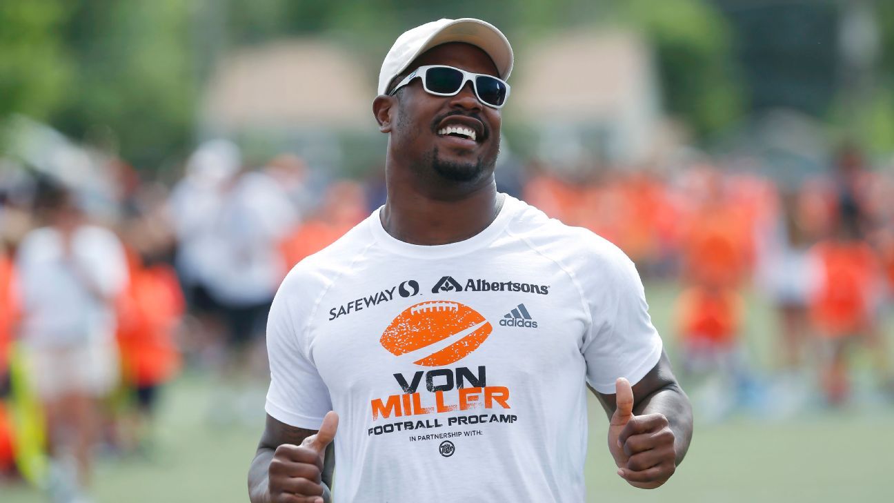 Von Miller back on field -- at his football camp