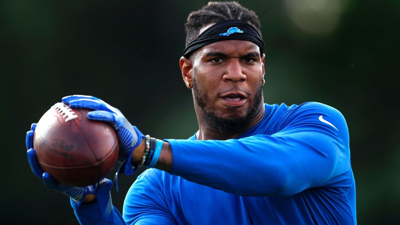 Lions' Ebron practicing again after ankle injury