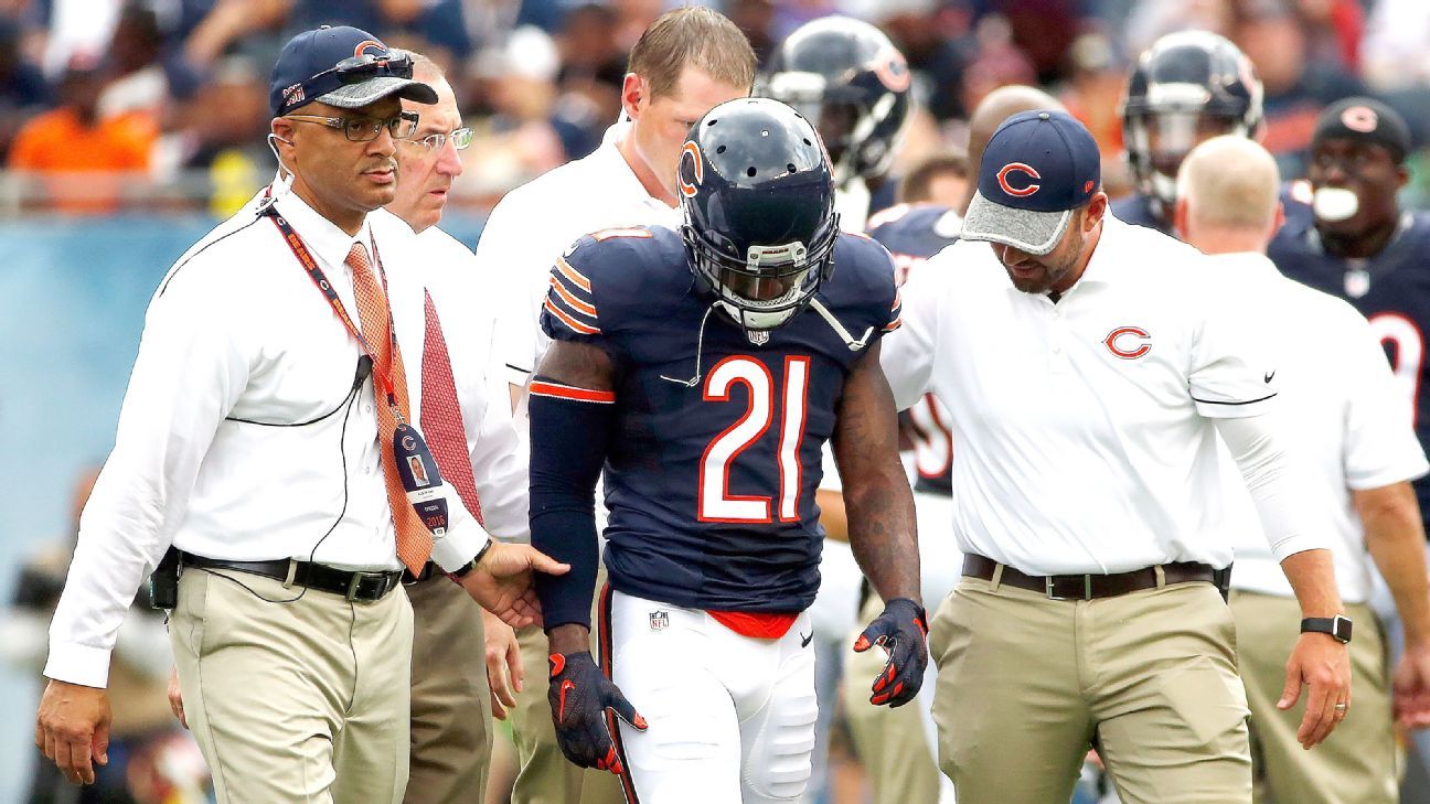 Bears CB Porter exits game with head injury