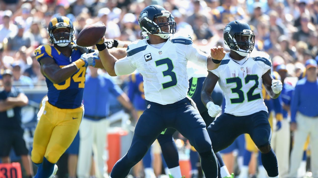 Russell Wilson getting rid of the ball quicker than ever