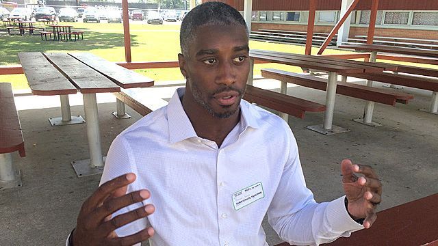 Saints' Roman Harper goes 'all in' as substitute high school teacher ... - ESPN (blog)