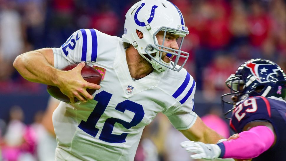 Colts QB Luck undergoes shoulder surgery - ESPN