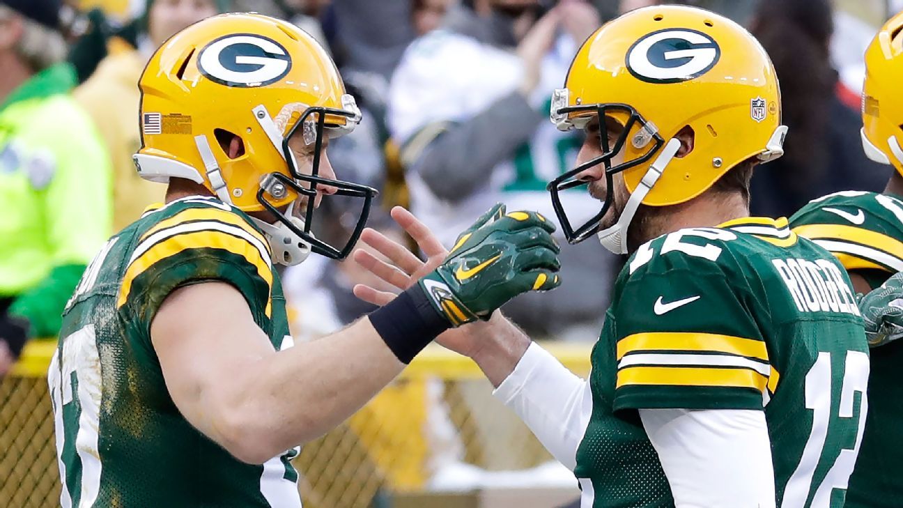 Rodgers-Nelson hookup sets Packers' TD mark