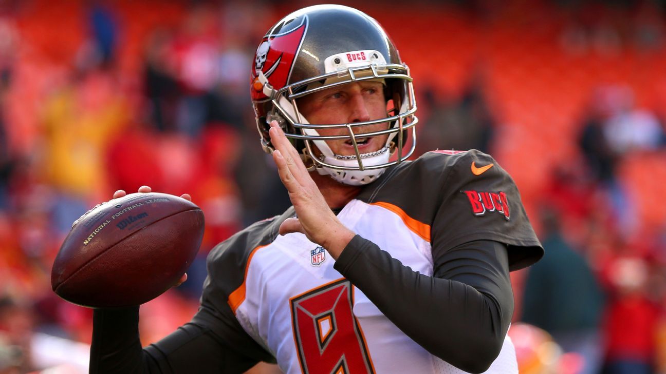 Bears' Glennon: 'My year,' even with Trubisky