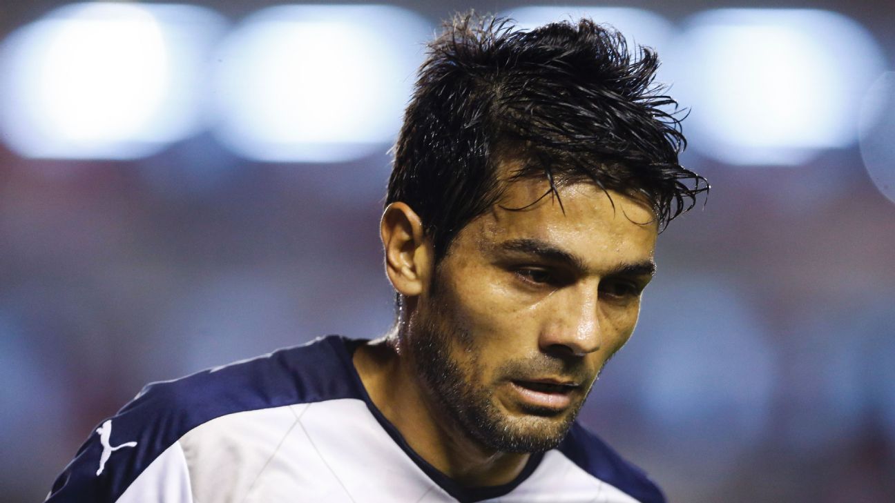 Erviti recibió la orden de no presentarse a la pretemporada de Independiente