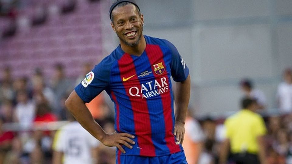 Ronaldinho jugará en Alianza Lima-Sport Boys