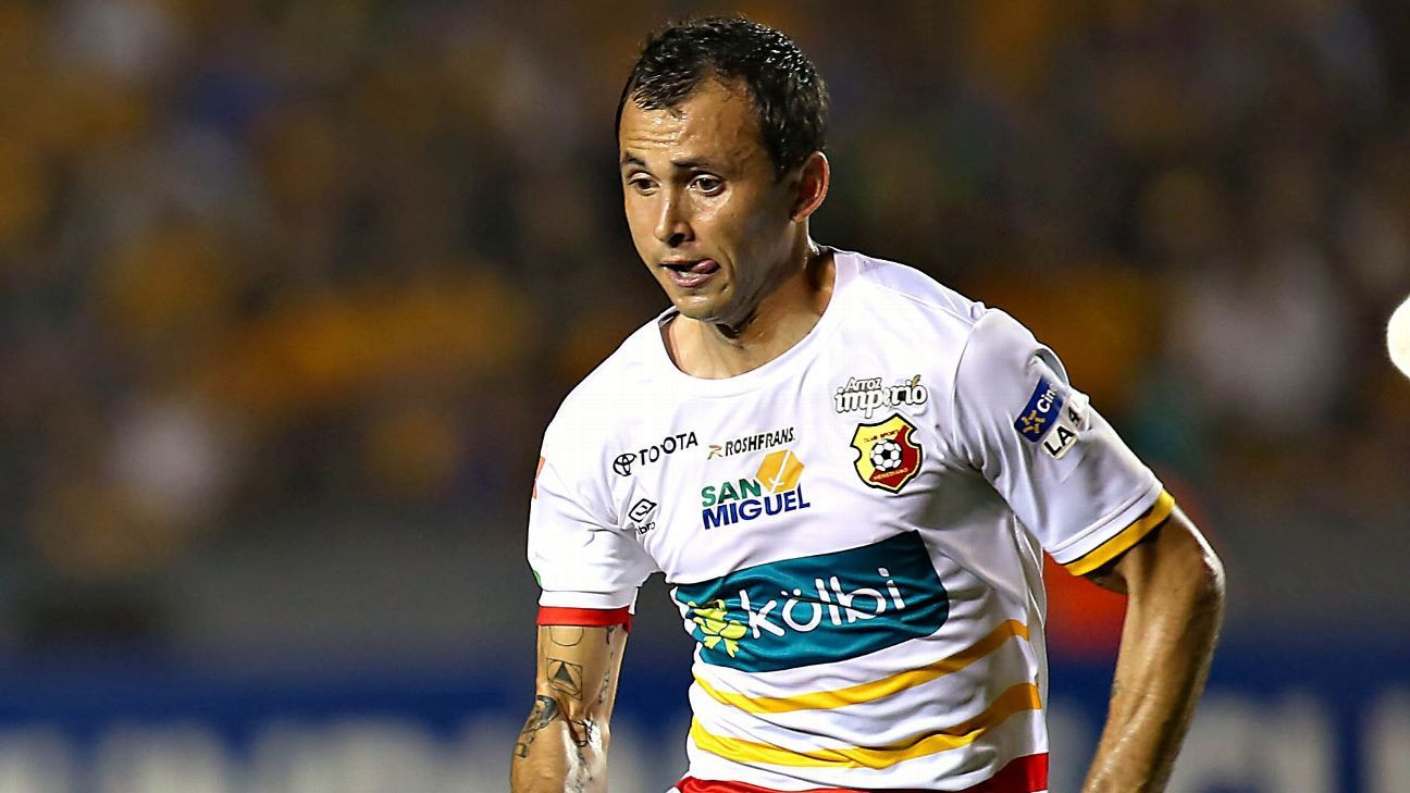 Omar Arellano, único mexicano con acción en Herediano