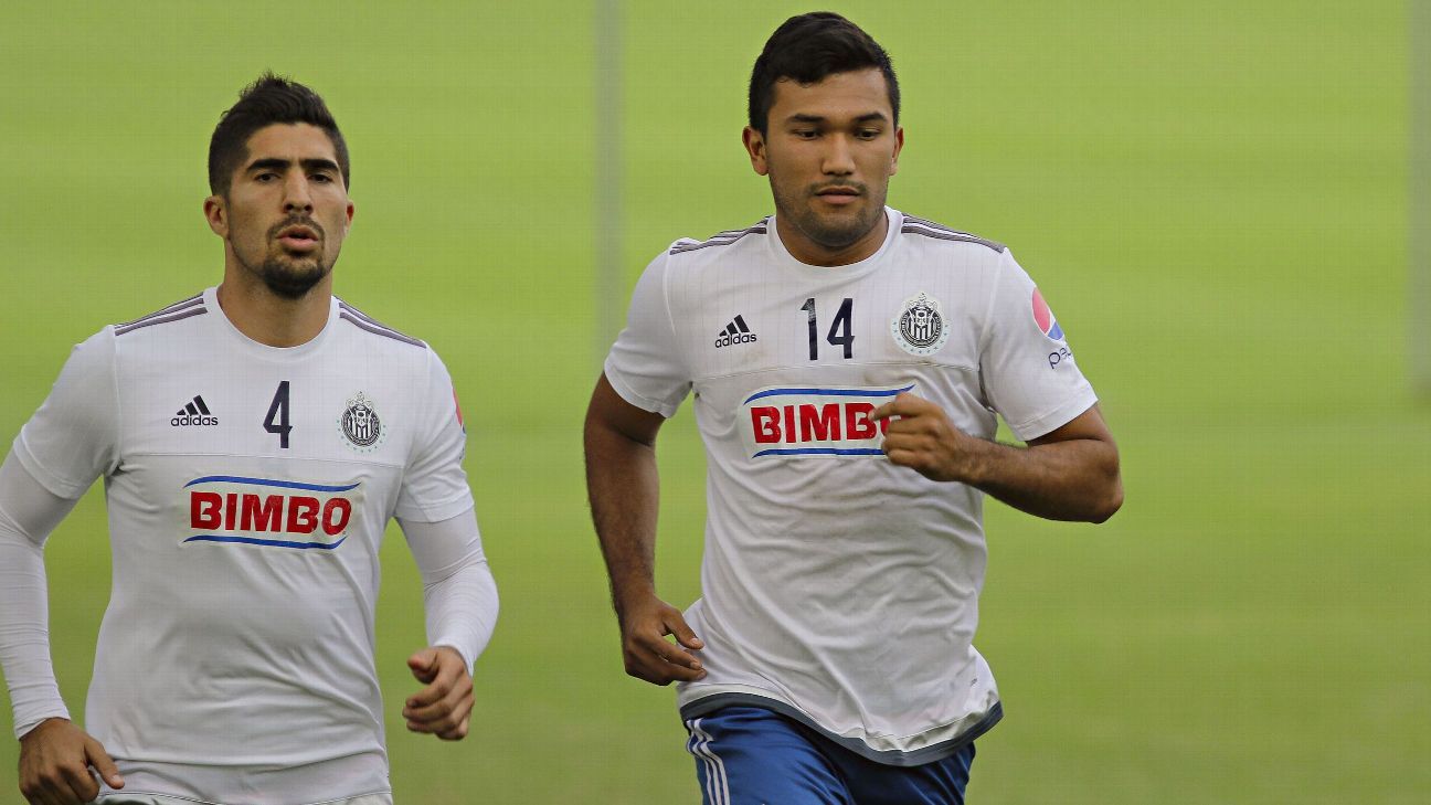 Marín y Pereira no viajan con Chivas; se unen a Pizarro