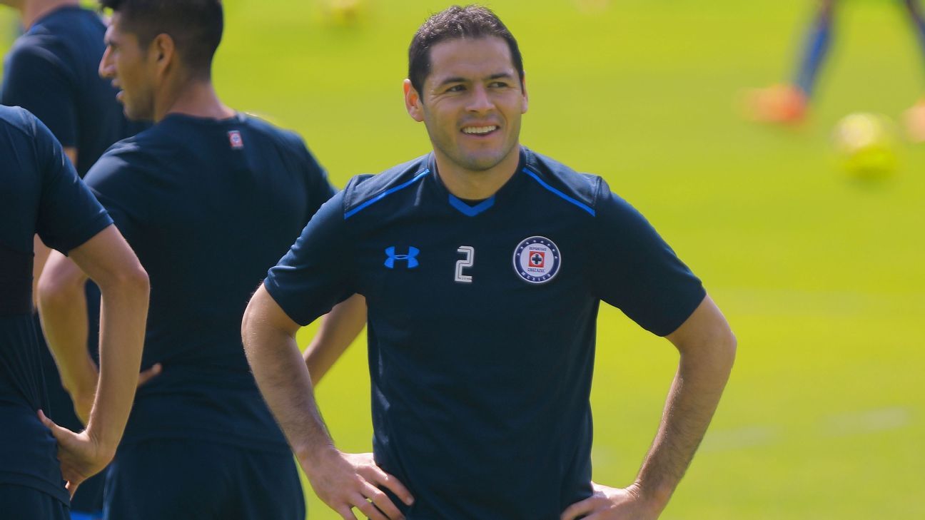 Pablo Aguilar quiere el título con Cruz Azul antes de retirarse
