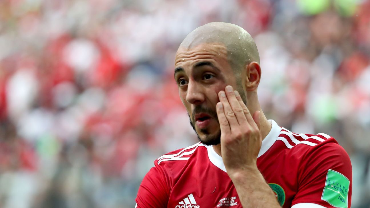 Marroquí Amrabat superó conmoción y podría jugar ante Portugal