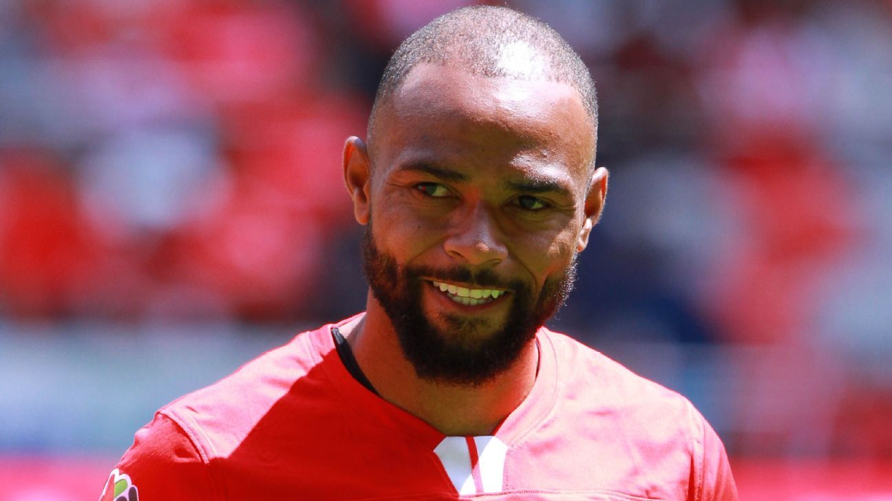 William da Silva considers it fair to pay tribute to 'Conejo' and nice to return to the Azteca.