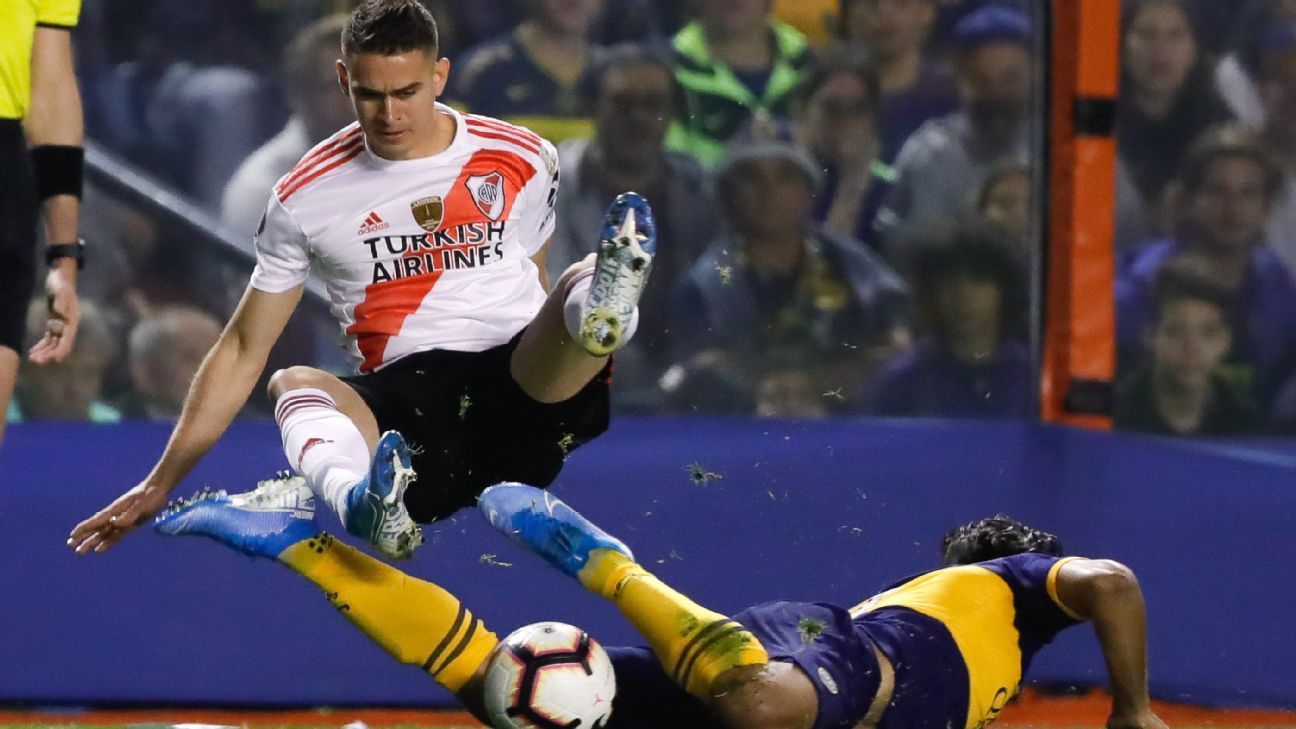 Boca Juniors v River Plate