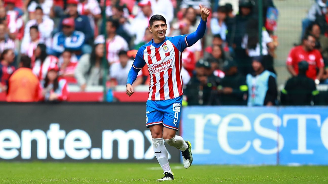 Alan Pulido, el llanero solitario de Chivas