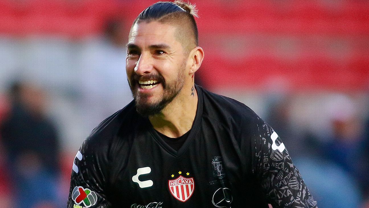 Como Yosgart Gutiérrez, otros porteros que vinieron de la banca por lesión de los titulares