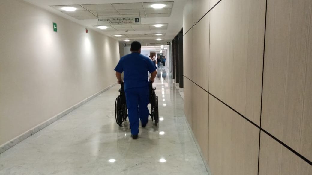 Lucely Chalá, pareja de Renato Ibarra, deja el hospital