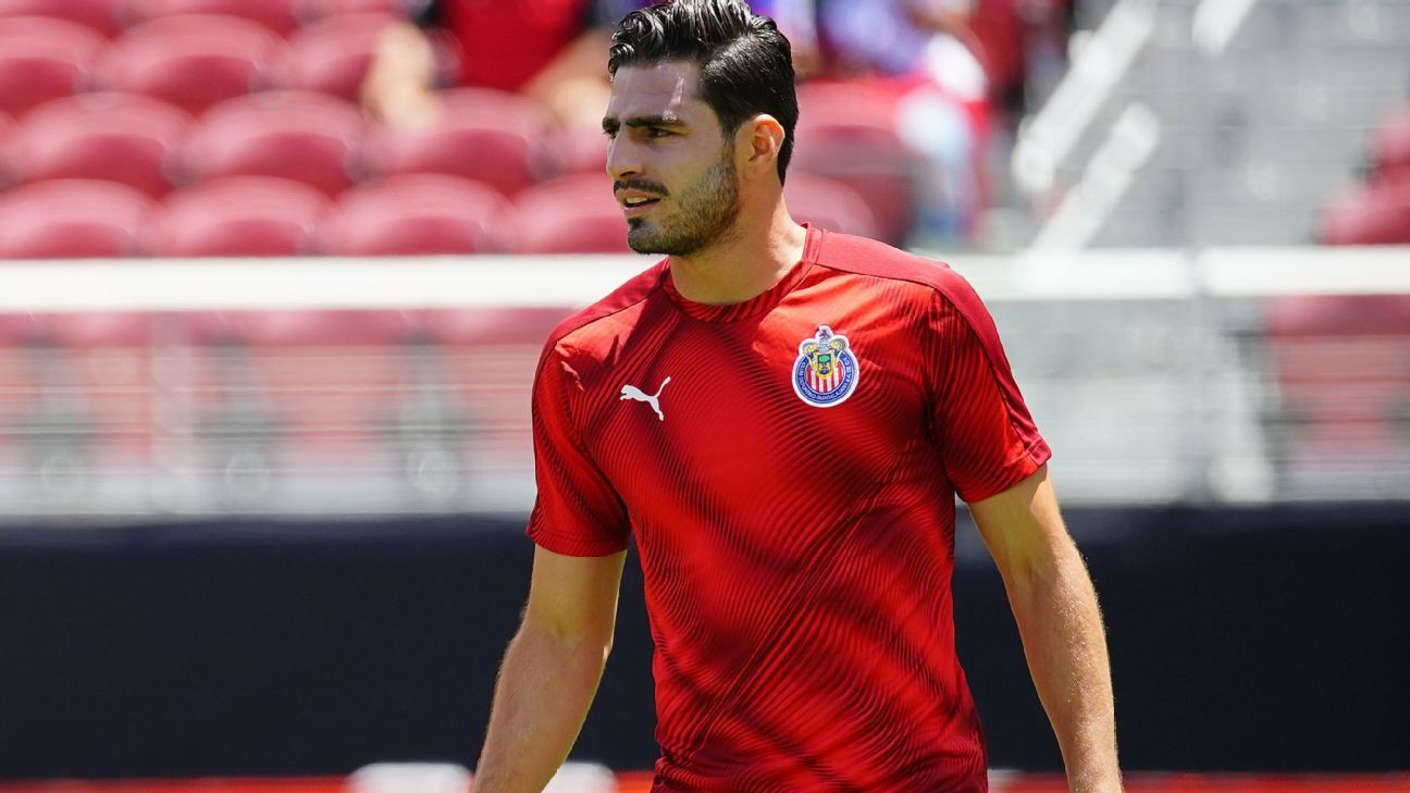 Antonio Briseño será padre y reafirma que sí jugará con Chivas